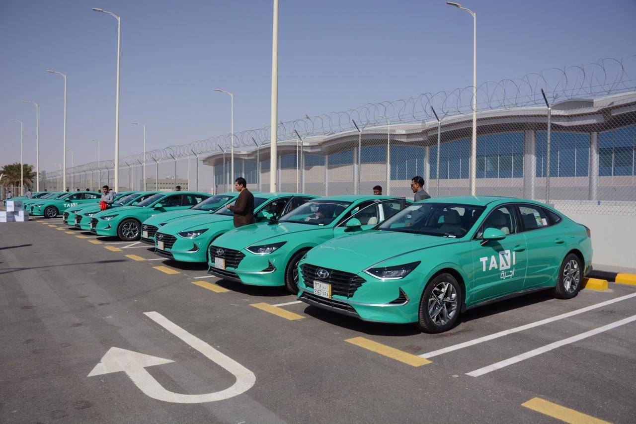 Medina to Makkah Taxi