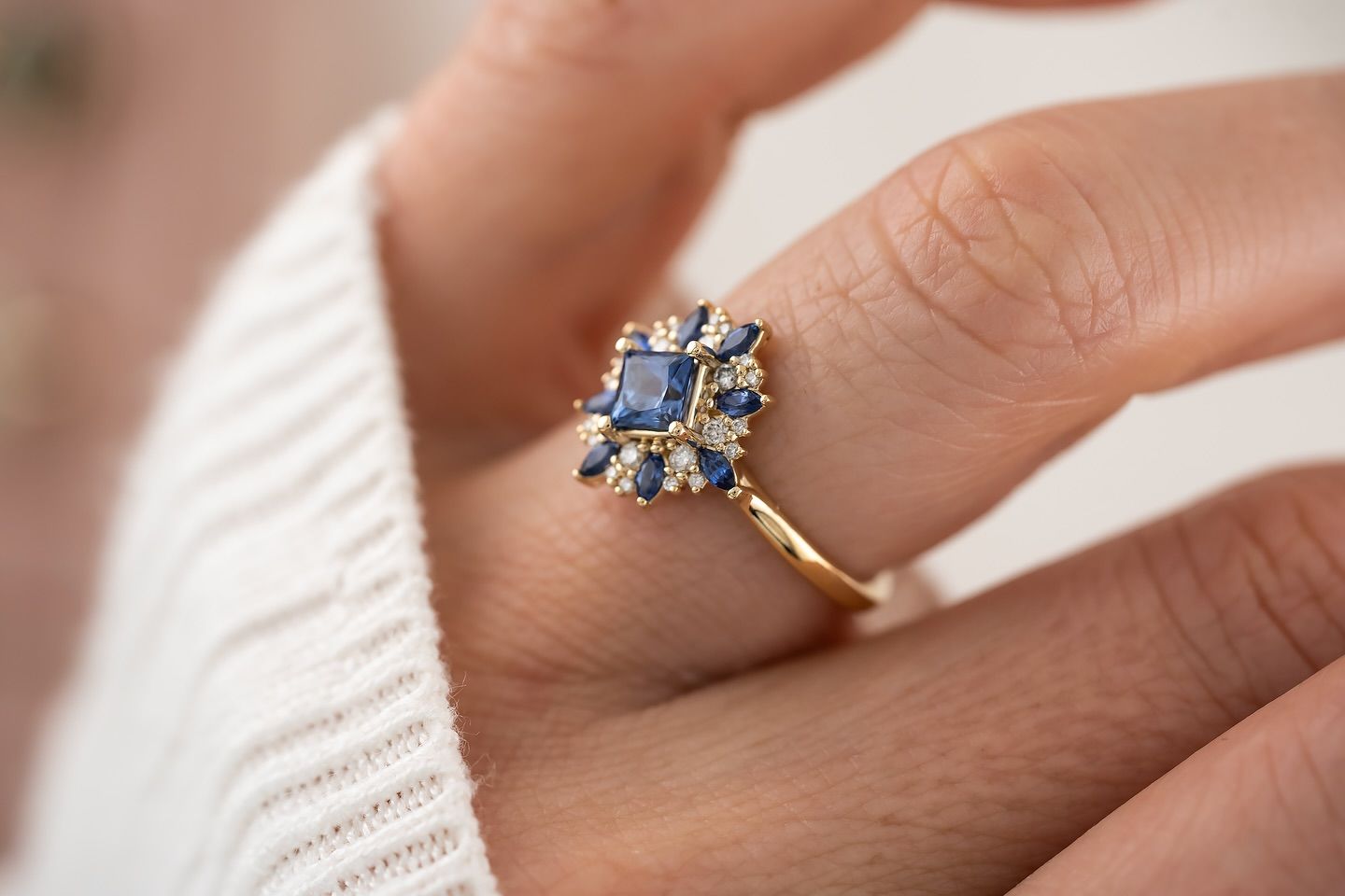 sapphire engagement rings
