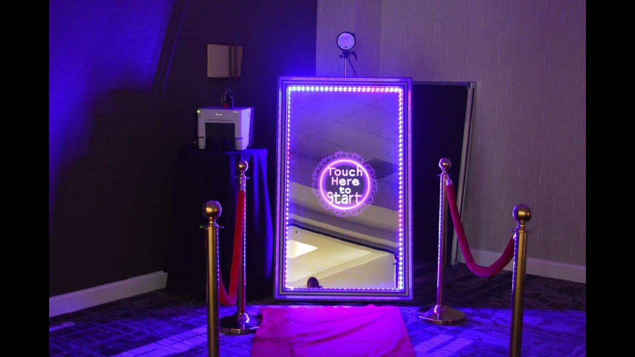 Mirror Booth